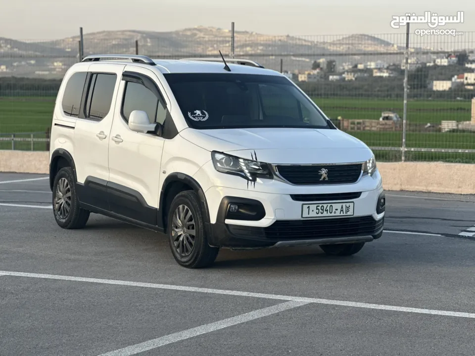 بيجو بارتنر اتوماتيك سبع ركاب ديزل 2019 برايفت اضافات مميزة الشكل الجديد