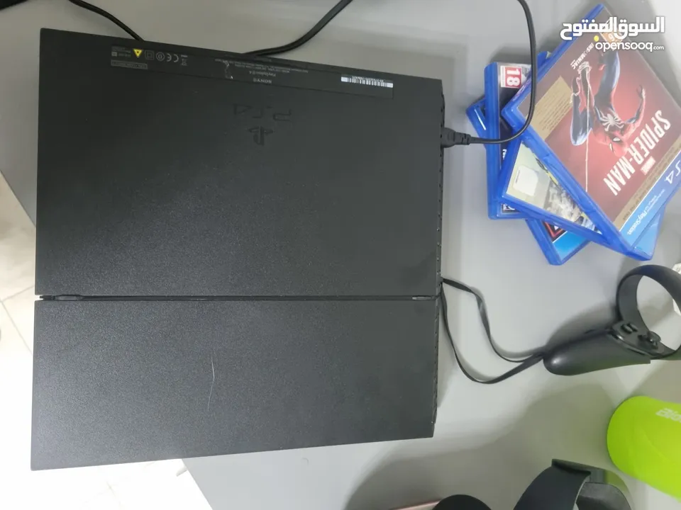 PS4 PlayStation 4 With CDs