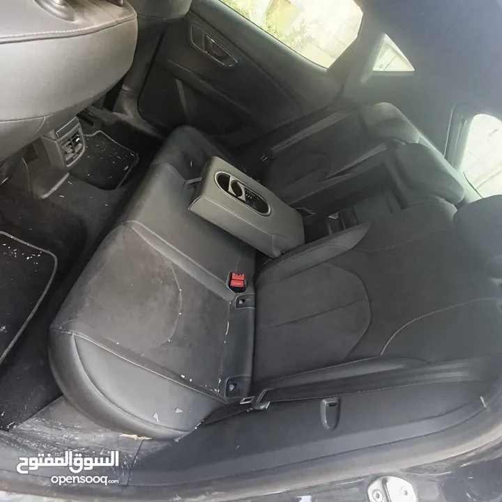 سيات ليون FR للبيع بسبب السفر في حالة ممتازة تم تجديد good will شهادة كشف دهان اصلي