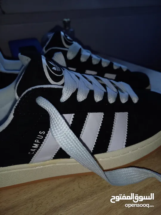 adidas campus جديد يتانمي نمرة 42 سبب  البيع كبير