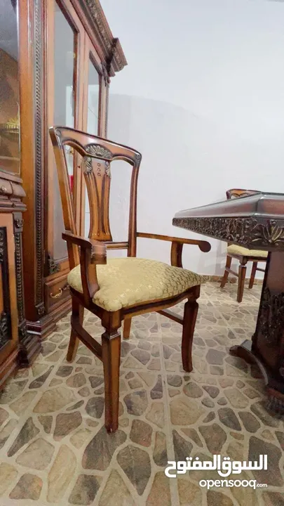 غرفة سفرة 3قطع ع الوجه زجاج حراري للحماية من الخدوش ستايل أمريكي 8كراسي