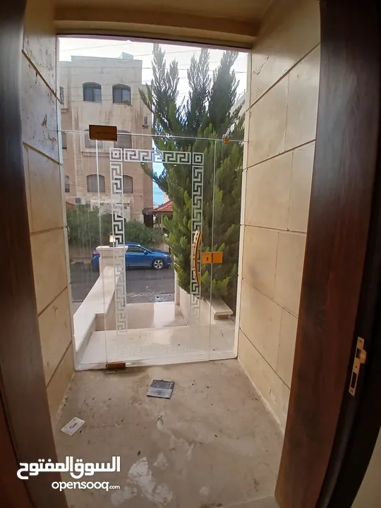 شقة ارضية للبيع في دير غبار جديدة لم تسكن