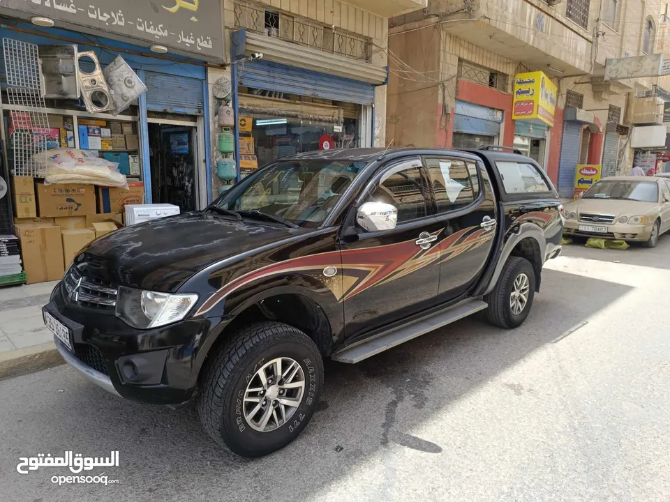 بكب متسوبيشي L200 للبيع