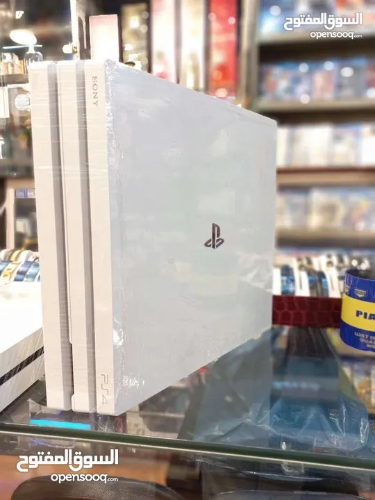 بلاستيشن 4 بلايستيشن4 برو PS4pro مع كفالة ورقية لمدة 24شهر