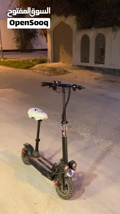 للبيع سكوتر