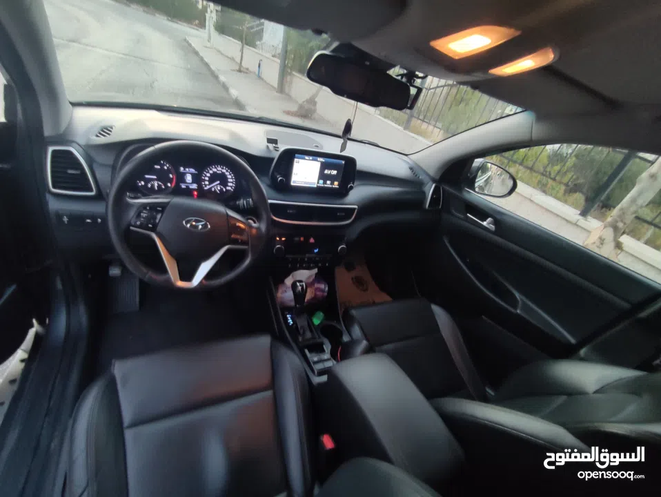 هونداي توسان فحص نخب ترخيص 19 وعداد أصلي 85000كم فقطططط