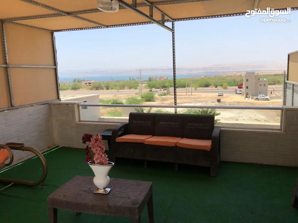 فيلا مفروشه  للايجار في البحر الميت شارع الفنادقمع بركه مدفيه