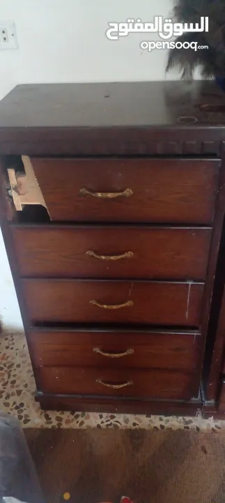 اثاث للبيع