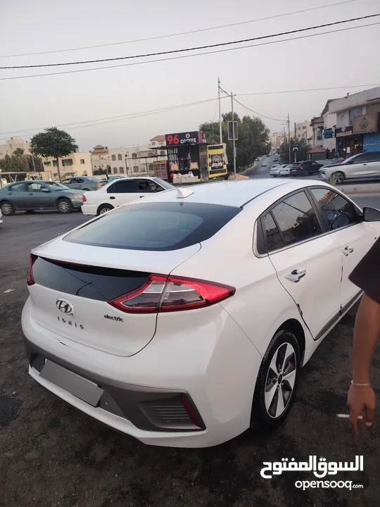 هيونداي ايونك 2018