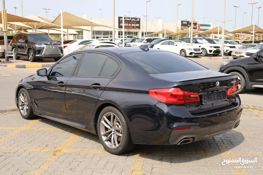 BMW 520i 2019 GCC full option original paint بي ام دابليو 520 اي خليجي فل صبغ وكاله