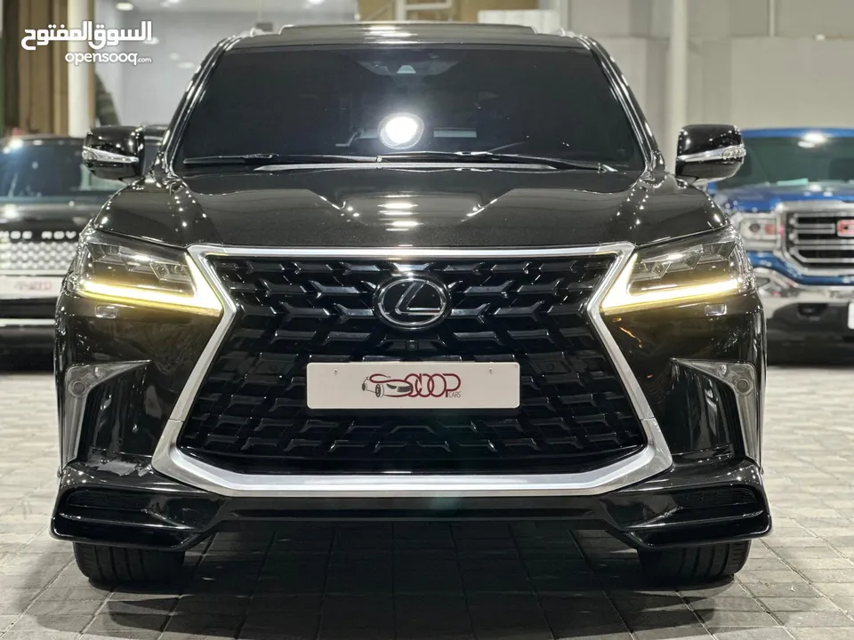 Lexus LX 570 S