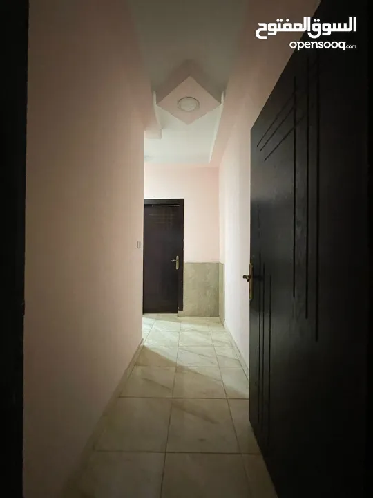 شقة مميزه للبيع في طبربور شارع الحج  قريب من بيت معان بسعر مغري 52000