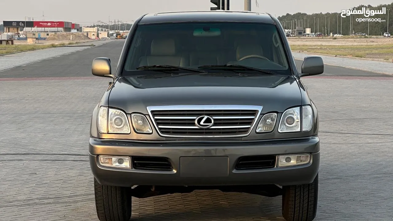 Lexus lx470 model 2000 American