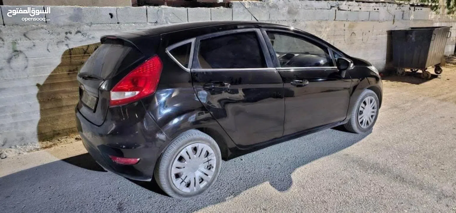 فورد فيستا 2012 قير عادي  الاستفسار