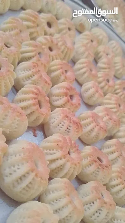كعلك العيد وطبخات جاهزة للطبخ