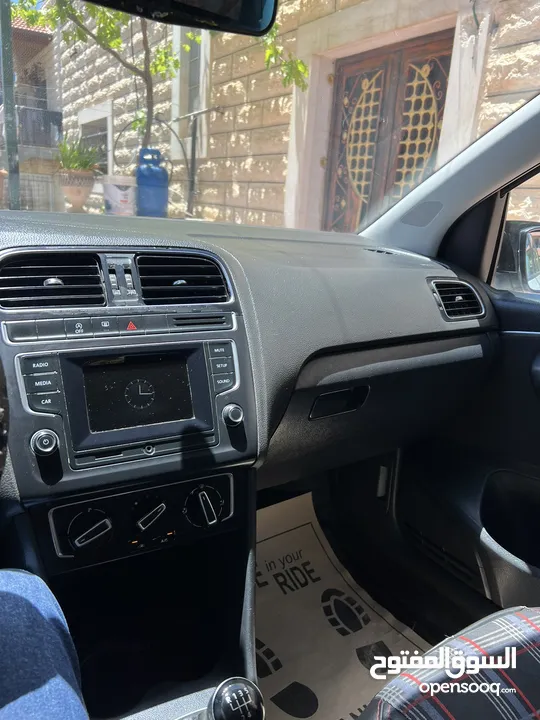 ترخيص وتامين سنة كامله