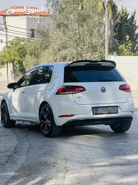 جولف 2019 بالرخصه اوتوماتيك 1500 تيربو اصل برايفت عداد 40 الف فقط فخص نخب نخب فل بدون فتحه ار لاين