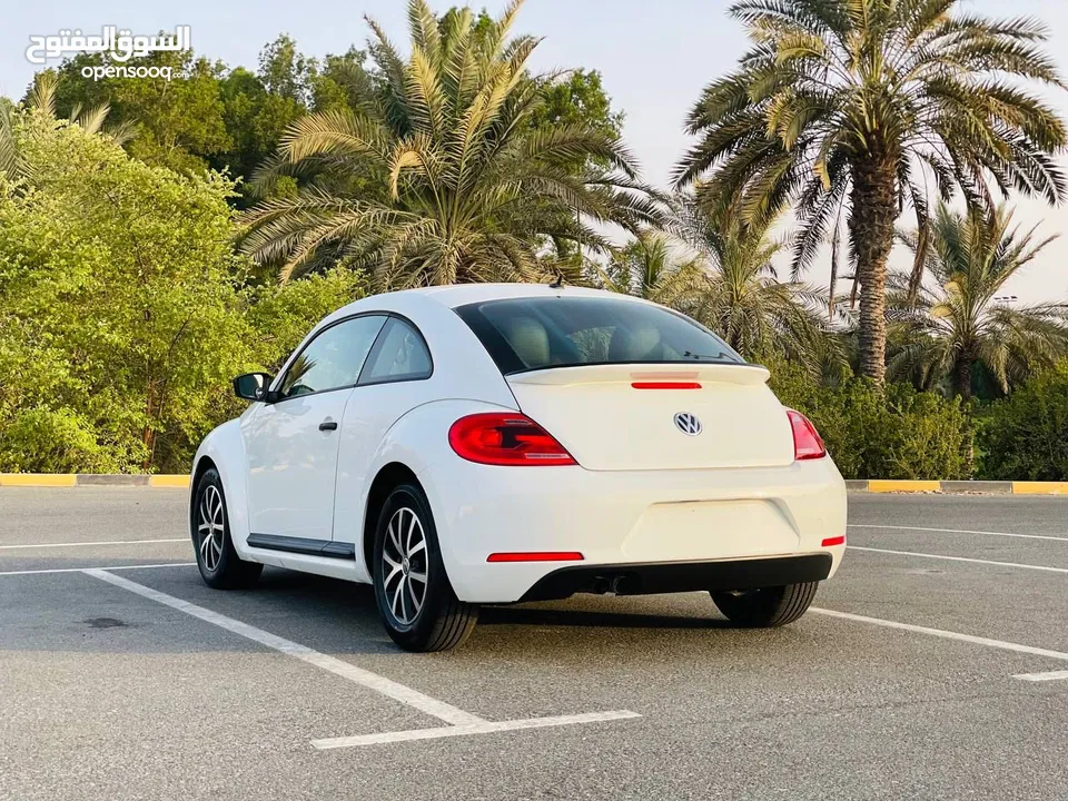 VOLKSWAGEN BEETLE  MODEL 2015