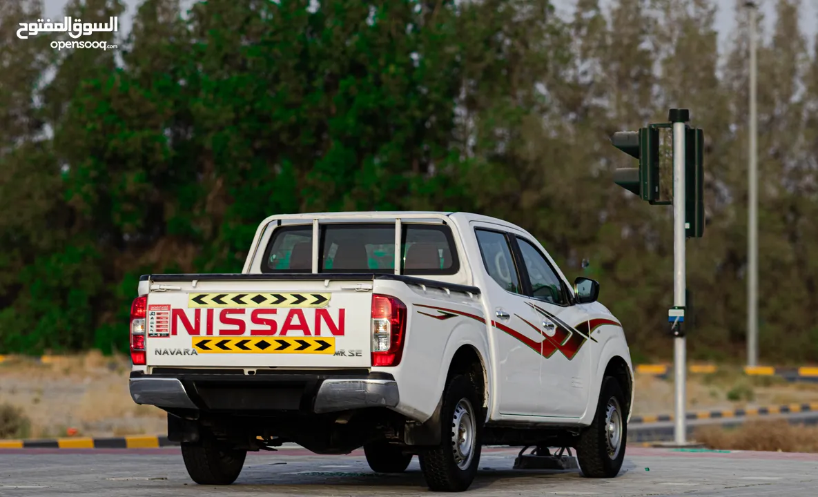 Nissan Navara 4WD  2019 GCC Original Paint accident free in excellent condition  1,070 P.M