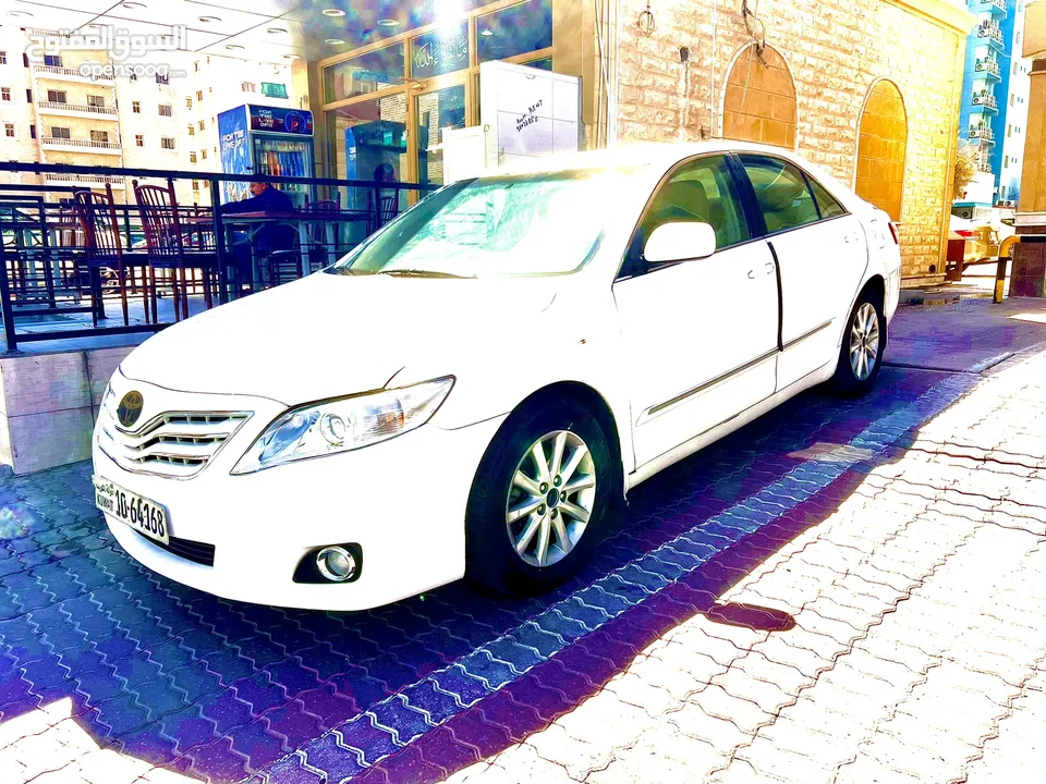 2011 - تيوتا كامري & باجيرو 2007 - 7 ركاب camry & pajero for sale