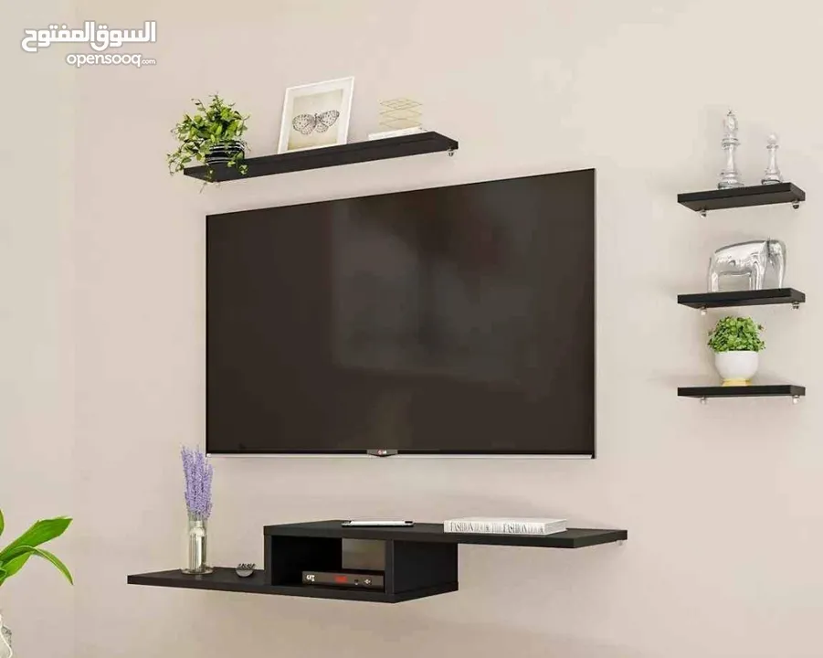 رف خشب شاشه ومطبخ وحمام وديكور حائط وستاند مكياج وجلاتين وغيره