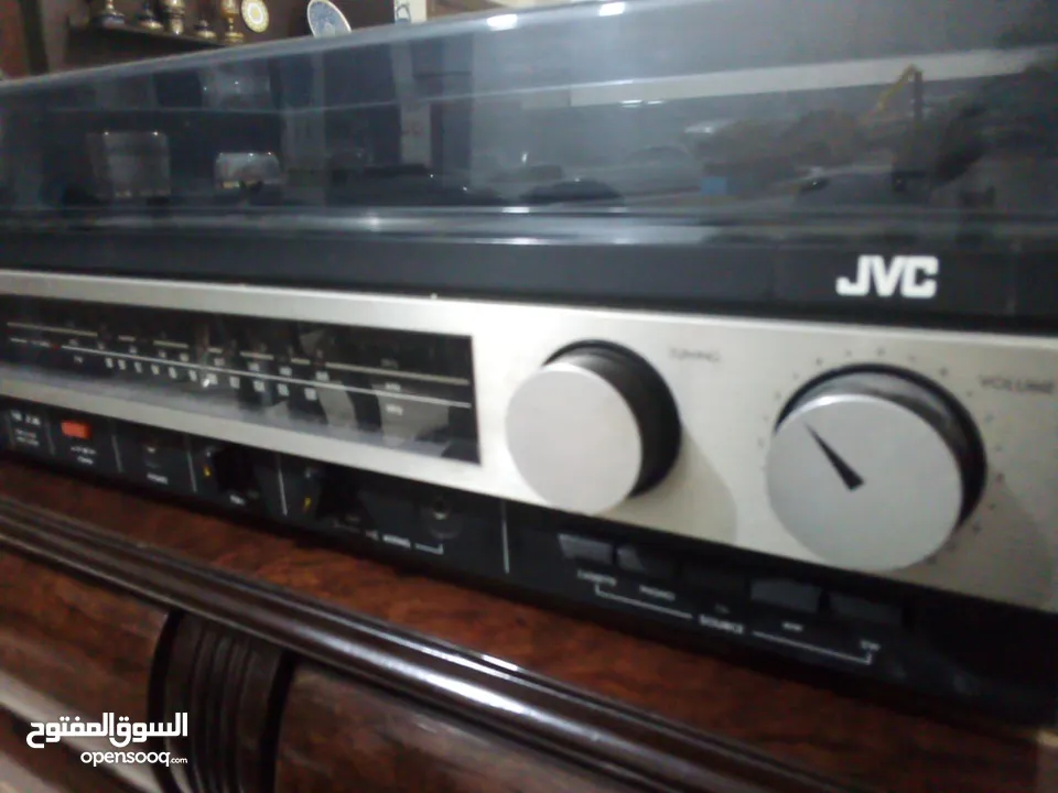 JVC=تحفة بحال الوكاله أصلي من سنة 1974ميلادي ألمهتم اترك رقم هاتفك بالتعليق =السعر نهائي100دينار