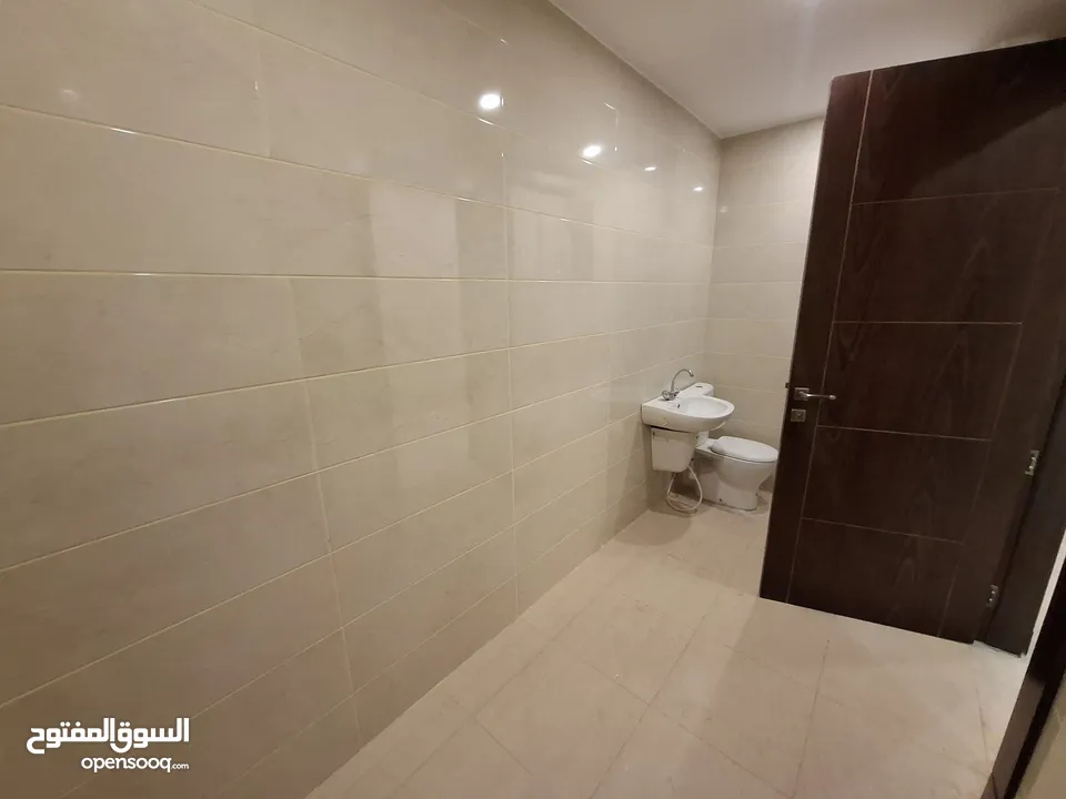 شقة شبه مفروشة للإيجار ( Property 41034 )-175106940