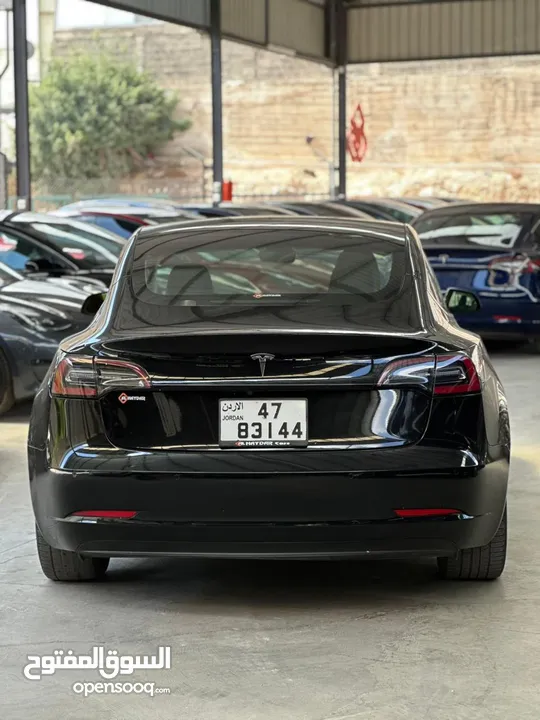 Tesla 2022 model 3