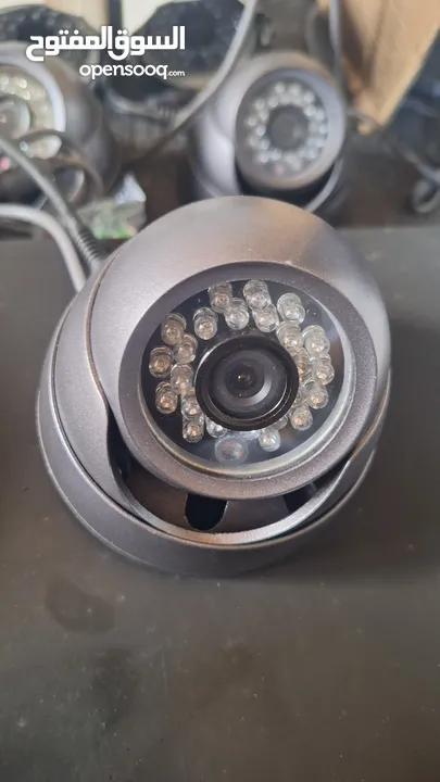 كاميرات تصوير عدد 12 غير مستخدمات مع جهاز DVR للبيع بسعر 55دينار عليهم آثار شحابير بسيطة تزال بالمسح