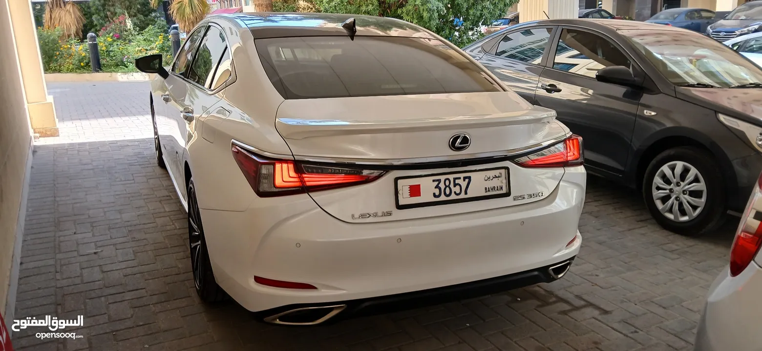 Lexus ES350 2023