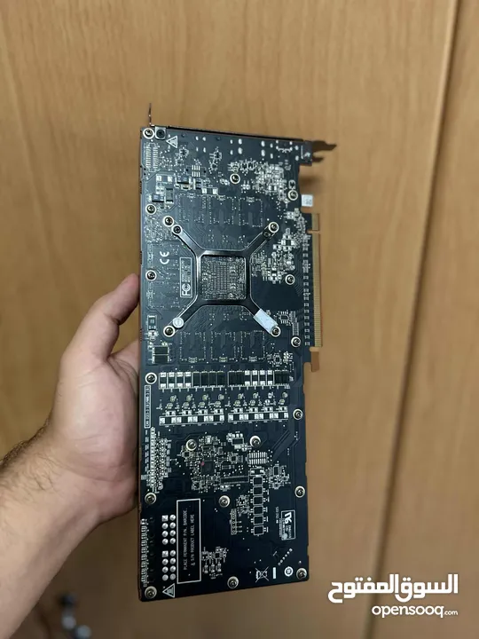 كرت.rx 5700 8gb