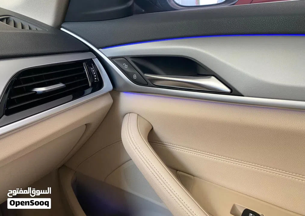 Full Option BMW 2020 5-series LOW MILEAGE