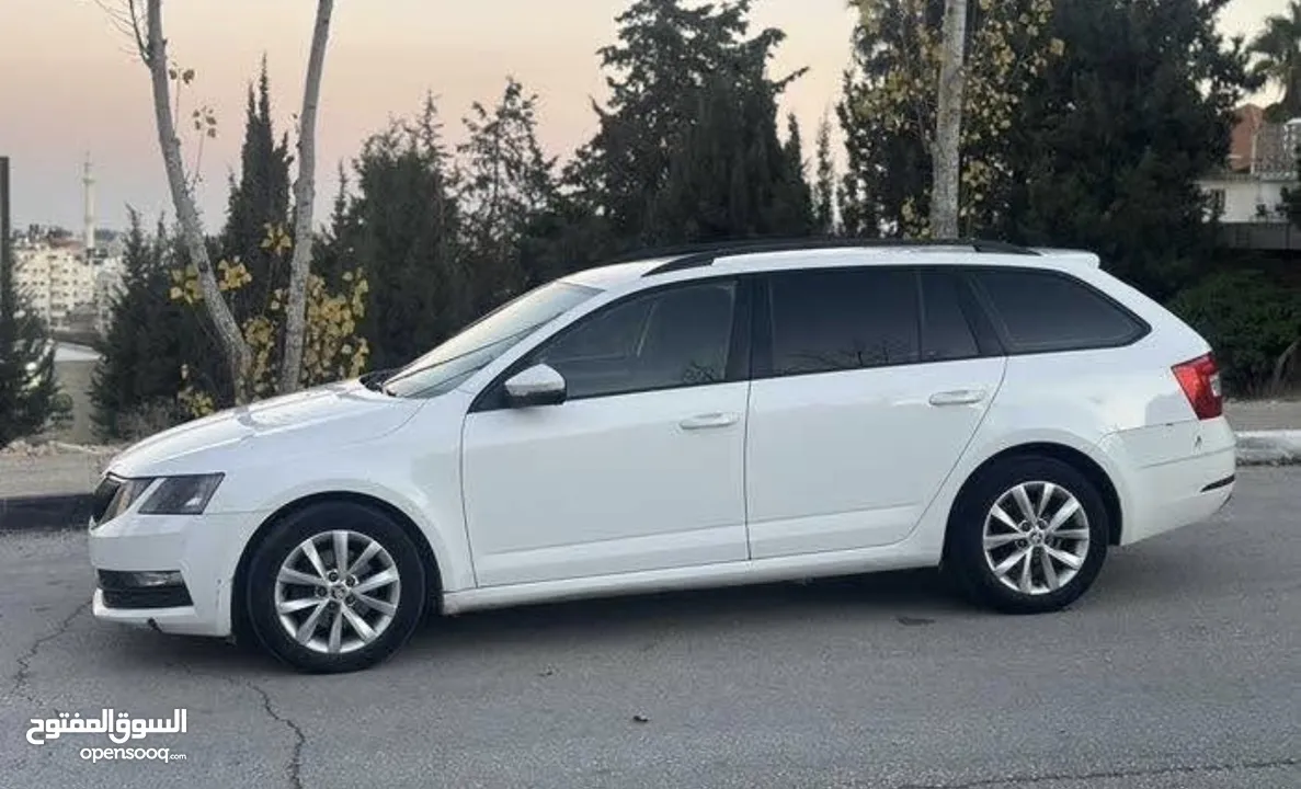 سكوده اوكتافيا استيشن 2018