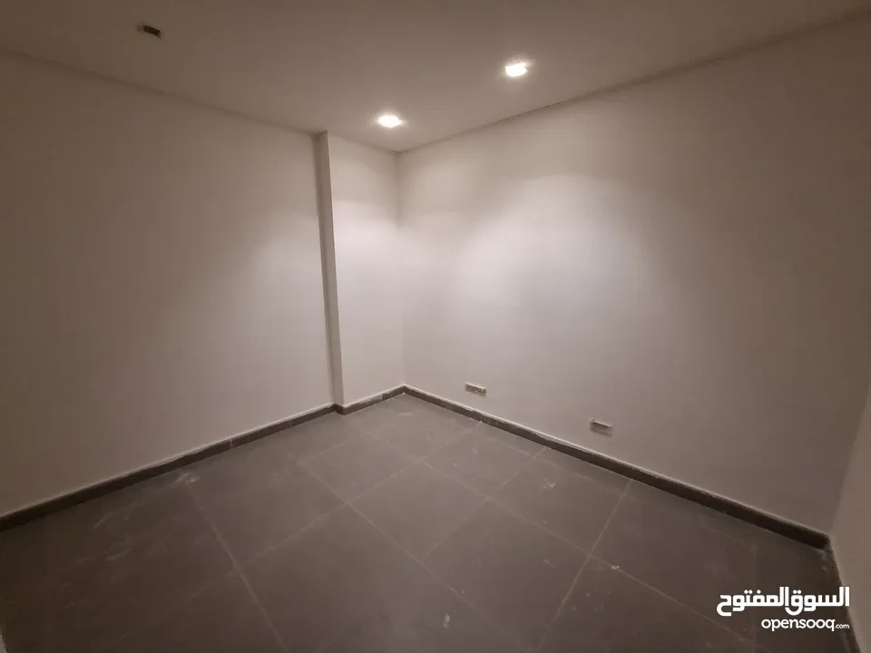 Villa for sale  ( Property 43026 )-174809396
