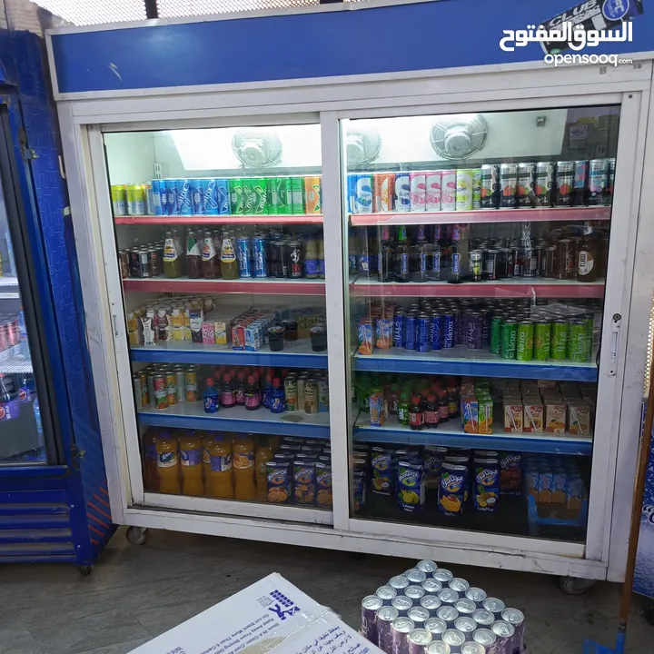 سوبر ماركت للبيع في موقع ممتاز بالقرب من مسجد نزال الكبير على الشارع
