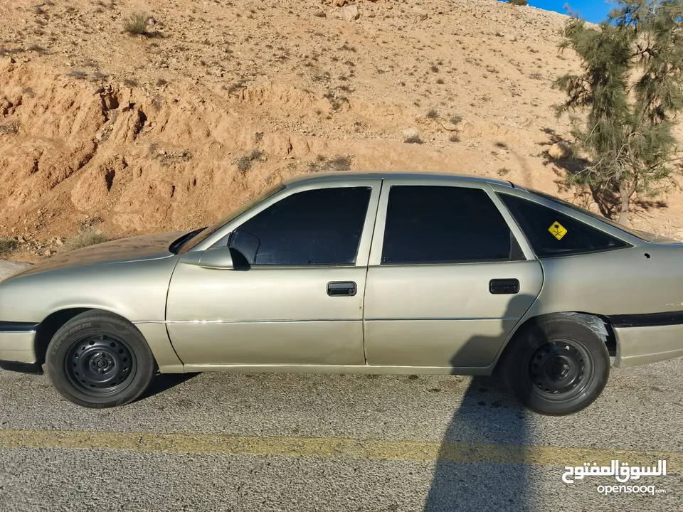 أوبل فكترا موديل ال 90 او قابل للبدل