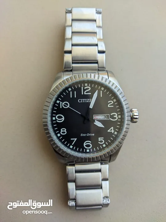 ساعة Citizen Eco Drive بالطاقة الضوئية