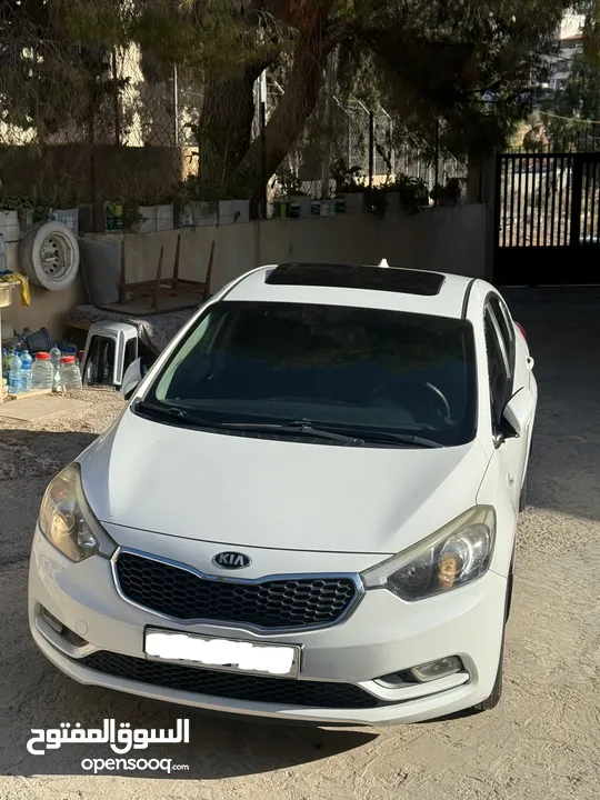 كيا سيراتو k3 سعرررررر حرررررررق حرررررررق مع فتحة سقف