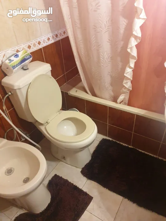 شقة سكنية للبيع في صويلح