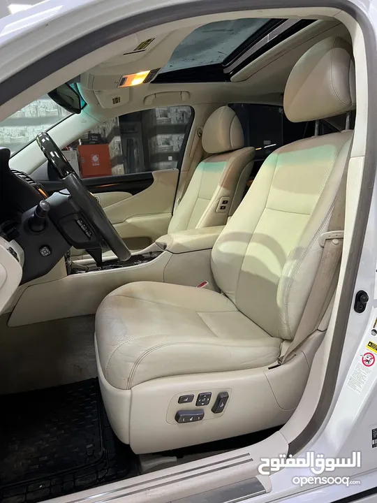 لكزس LS460 داخل بيج نظيف جدا 2009