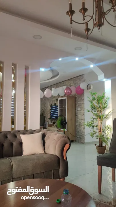 شقة سوبر ديلوكس مع عفش هدية  بسعر في بلاش عرض العيد