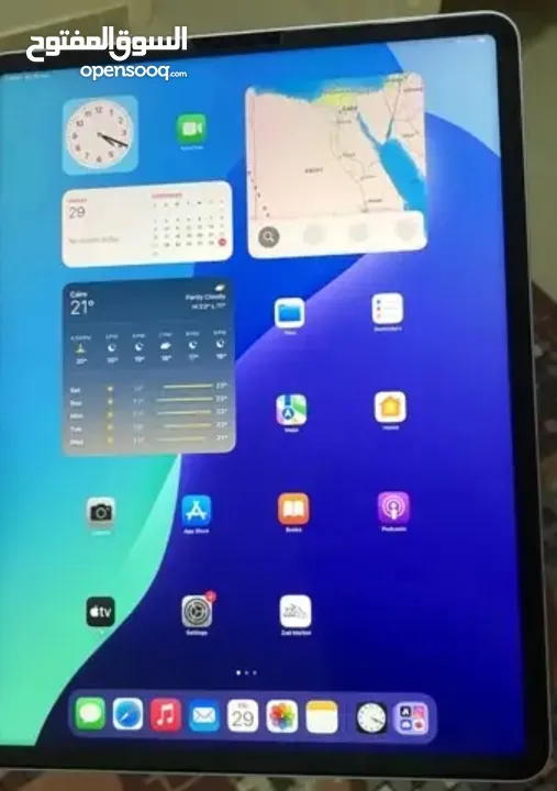ايباد برو 12.9  M1 الجيل الخامس 256  Wifi and cellular مع كفر لوجيتيك وقلم Gen 2