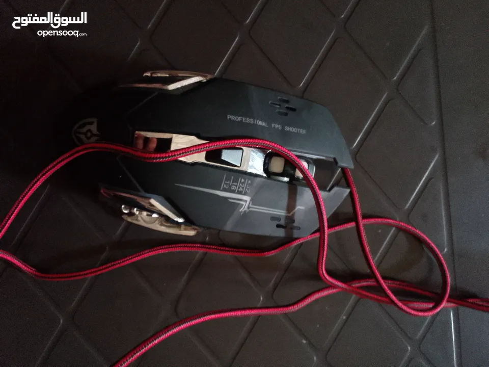 كيبورد +ماوس للالعاب قيمنج للهاتف أو شاشات كمبيوتر كثير مرتب