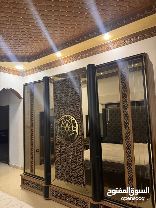 غرف نوم تركيه لقطه تفصيل خشب لاتيه نخب للبيع بداعي السفر والله يبارك لصاحب النصيب