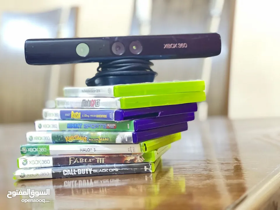 8 سيديهات xbox للبيع بحال الوكاله مع كاميرات ادفع بحق الله وشيل