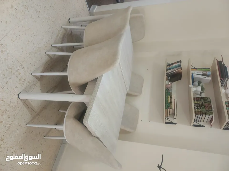 طاولة 6 كراسي