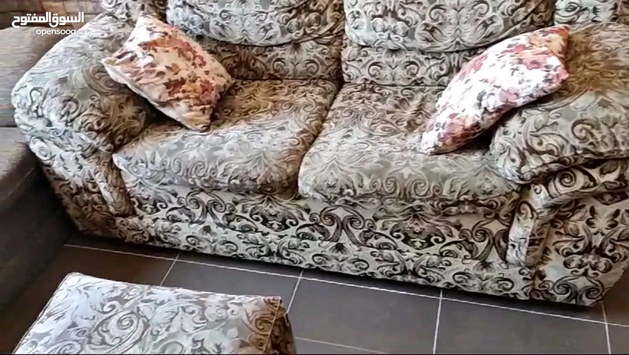 طقم كنب كورنر وغرفة نوم اولاد