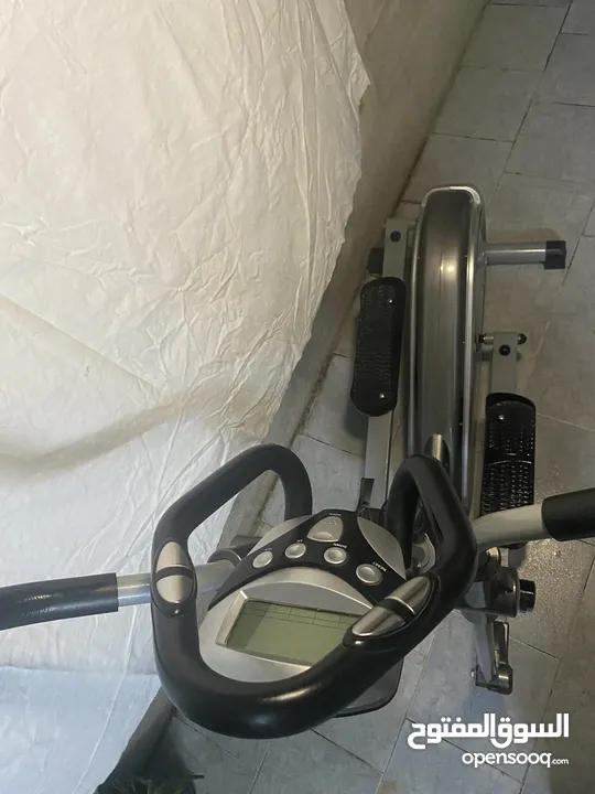 جهاز رياضة كروس (cross trainer)مستعمل خالي من الأعطال بحالة ممتازة