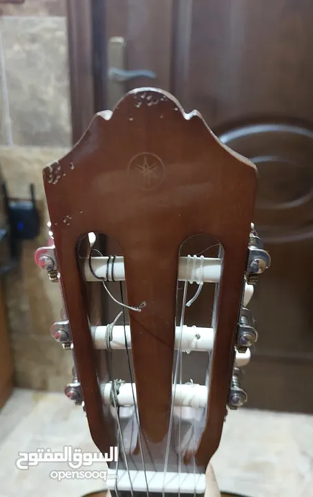 جيتار كلاسيك yamaha cm-40  Yamaha CM 40 Classical Guitar made in Indonesia