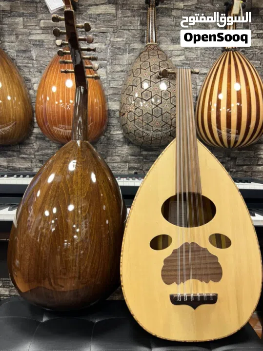 عود زرياب الاصلي مع شنته اصليه جلد وريشه متوفر بافضل سعر مكفول محل رسمي ...